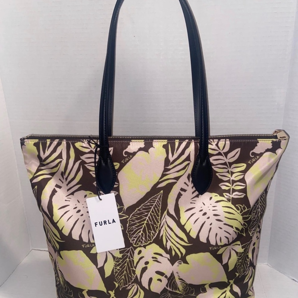 furla - Picture 3 of 5
